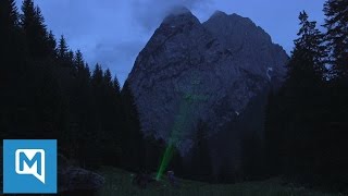 G7Gipfel Riesige Aktion von Greenpeace in GarmischPartenkirchen [upl. by Efal14]