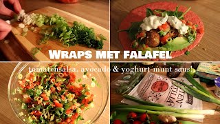 Falafel Wraps met Tomatensalsa en YoghurtMunt Saus [upl. by Mazman585]