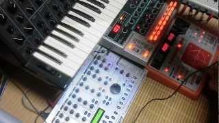 Quasimidi309 YAMAHA DX200 Roland D2 SyncTEST [upl. by Aleekat618]