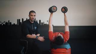 Extension Triceps Haltères au Front  présentation et erreurs à éviter 💪 [upl. by Orest977]