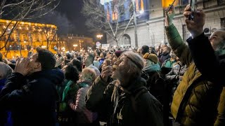 Protestas de la oposición por supuestas irregularidades en las elecciones serbias [upl. by Jozef]