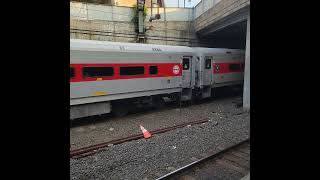 Metro North Railroad P32ACDM bypassing New Rochelle Station metronorth mta Railroad [upl. by Irap]