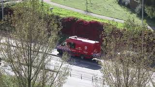 Brandweer Capelle 171111 en 171151 onderweg persoon te water Ouderkerk aan den IJssel [upl. by Iarahs]