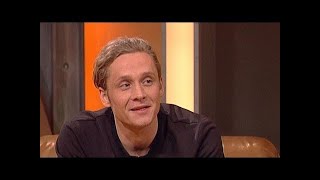 Matthias Schweighöfer hat eine männliche Nanny  TV total [upl. by Yrrol]