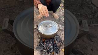 Survival Skills SMART idea and USEFUL in forest camping bushcraft outdoors su1534shotrs [upl. by Jordanson]