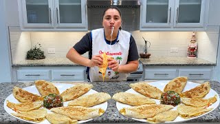 Quesadillas de pollo  MUCHÍSIMO mejor que Taco Bell 🔔🔔 [upl. by Leifer]