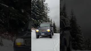 More snow  christmas shorts snow chevy s10 sonoma gmc zr2 4x4 [upl. by Ylek109]