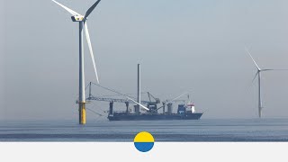 Timelapse installation of turbine at Vattenfall’s EOWDC wind farm [upl. by Andrews]