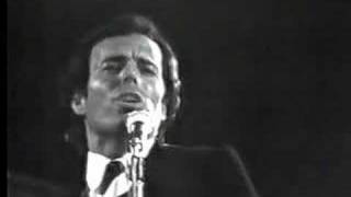 JULIO IGLESIAS EN VIÑA 1973 ASI NACEMOS [upl. by Allimaj]