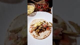 Tacos con carne de cerdo pimientos caramelizados pico de gallo y mayonesa de curry [upl. by Tasha67]