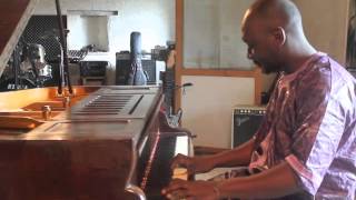 AHMED FOFANA PIANO MANDINGUE SOLO  KAIRA BA MINIYAMBA [upl. by Lugo]