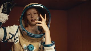 Película High Life explicada mi resumen en menos de 4 minutos [upl. by Yesrod220]