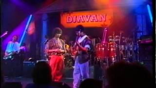 Djavan  Esquinas  ao vivo com Arthur Maia [upl. by Aliber]