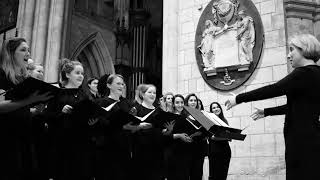 Annunciation  Cecilia McDowall Performed by the Merbecke Choir of Southwark Cathedral [upl. by Wartow639]