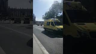 Ambulancia sem acudiendo a un servicio urgente [upl. by Kunkle]