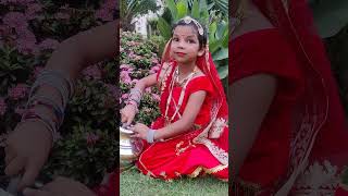 Radharani ne tode phool 🌷🌹💐 amairashorts thegeetagurjar youtubeshorts viral [upl. by Aiam147]