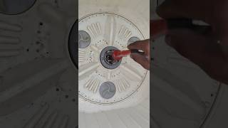 Remove the screw in the pulsator of the washing machinetrick [upl. by Ohploda706]