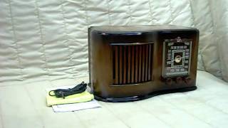 1946 Sonora Model RCU208 Old Antique Wood Tube Radio  Ingraham Cabinet [upl. by Sarkaria]