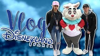 A la découverte des 25 ans  VLOG Disneyland Paris ✨ [upl. by Eeryt]