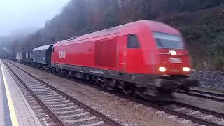 Güterzug nach hohenberg fährt um 650 in traisen ein am 6112024 von Sankt Pölten kommend [upl. by Dillon]