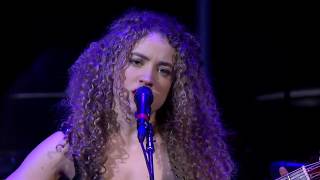 Tal Wilkenfeld quotCorner Painterquot Opening for thewho5803 at Capital One Arena [upl. by Dnaltroc]