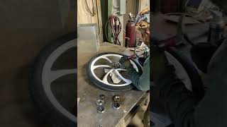 Easy freewheel removal [upl. by Nnaoj496]