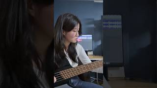 Dingwall DRoc 5 Larry Graham Bass Groove [upl. by Elonore]