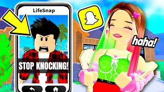 DING DONG DITCHING in Roblox SNAPCHAT [upl. by Faso]