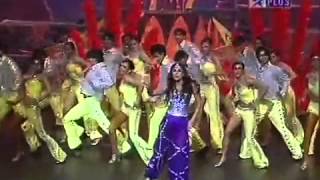 Kareena kapoor at IIFA awards 2008 YouTube [upl. by Batory816]