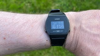 One minute with the Casio LW204 on the wrist [upl. by Oech]