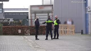 Politie douane en gemeente doen onderzoek in garageboxen Groningen [upl. by Baynebridge]