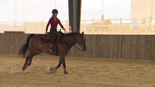 Deux jeunes charentaises championnes de France d’équitation western [upl. by Oirromed713]