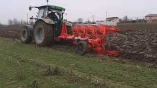 Deutz 5130ttv in aratura By Angelillo [upl. by Maya]