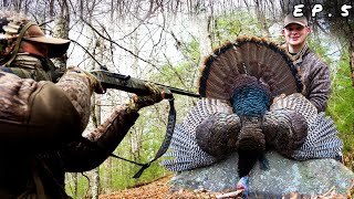 OPENING DAY GOBBLER IN VIRGINIA  Turkey Hunting Public Land [upl. by Geno]