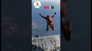 World number one Pakistani Commandos jumping from Plane  Paratroopers 😎 SSG Commandos PakArmy [upl. by Beare]