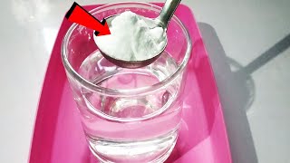 Chemical reaction mixing baking soda and vinegar [upl. by Fondea]