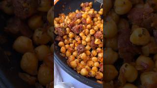 GARBANZOS CON CHORIZO 🍛 listos en 5 minutos 😋 youtubeshorts shorts recipes [upl. by Hendrick]