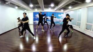 EXO 엑소  LOVE ME RIGHT Dance Practice Ver Mirrored [upl. by Anasor903]