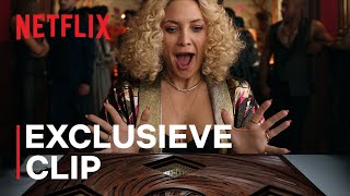 Glass Onion A Knives Out Mystery  Exclusieve clip  Netflix [upl. by Palermo]