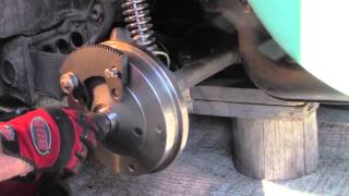 VW BEETLE BRAKE drum Using a quot Torque Master Miracle Wrenchquot 9 to 1 conversion [upl. by Ahaelam674]