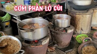 Bất ngờ quán cơm phần dọc đường sử dụng lò củi có cá sông giá cả bình dân [upl. by Fausta810]