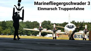 Einmarsch Truppenfahne Marinefliegergeschwader 3  Heeresmusikkorps Hannover  Regimentsgruß [upl. by Anum]