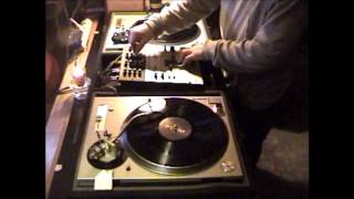 Funky Blender part 1 House Music vinyl mix and scratch [upl. by Nauj]