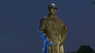 Roscoe Eades Statue [upl. by Noffets]