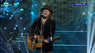 Alessandro Prelli  Zucchero canta quotDiamantequot  Tali e Quali  03022024 [upl. by O'Neill612]