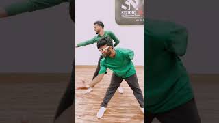 පන්තියේ උසම ගෝලයා එක්ක කොට ඔසාම් 😒 oshanliyanagedance dance [upl. by Zosi313]