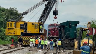 Maniobras para encarrilar máquinas accidentadas en Orizaba Ver [upl. by Rennug]