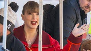 TaylorSwift Arrives At ChiefsRaiders Game With Travis Kelce’s Mom Donna kansascitychiefs [upl. by Airretnahs975]