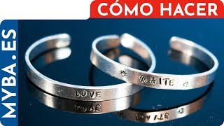 Cómo estampar metales DIY muy fácil Cómo grabar pulseras y chapas en casa con punzones Impress Art [upl. by Teraj]