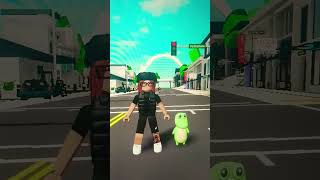 Il coccodrillo🤣🤷🐊🤣 roblox music memes audio di esterghepardina [upl. by Mccormac106]